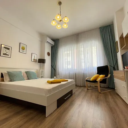 Super And Homey Apartment Bucharest