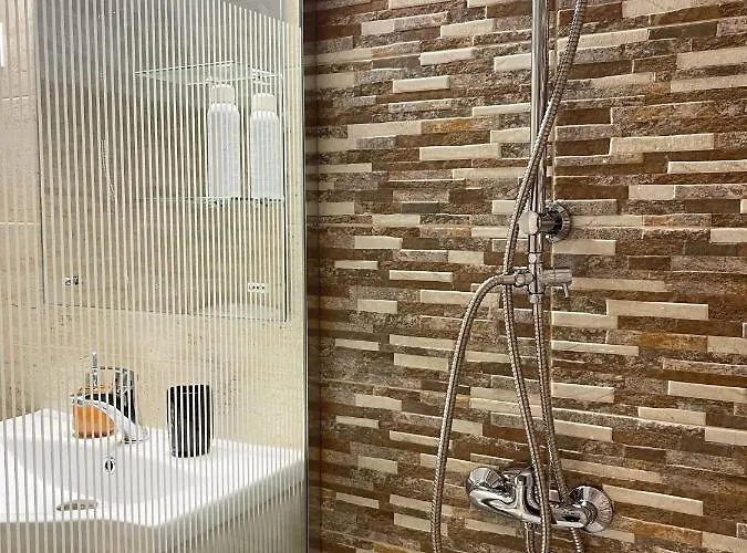 Super And Homey * 부쿠레슈티